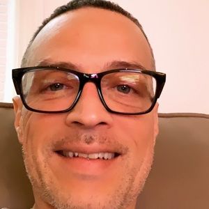 Meet your Posher, Eduardo